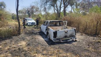 Tiroteo Sanber: Policía encontró una camioneta totalmente incinerada